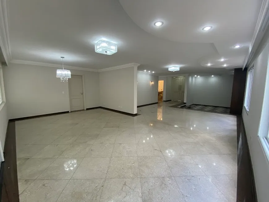 Foto 1 de Casa com 5 Quartos para alugar, 530m² em Alphaville Centro Industrial e Empresarial Alphaville, Barueri