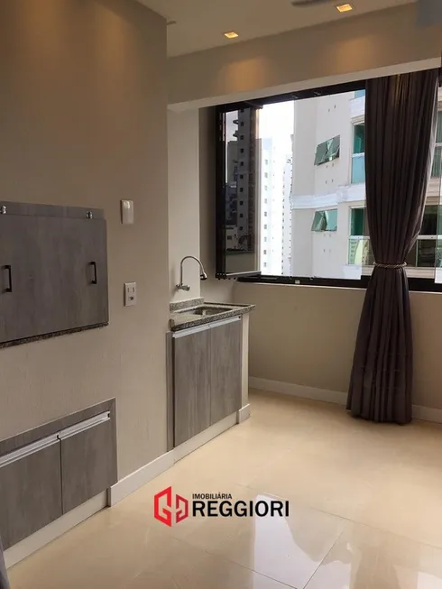 Foto 1 de Apartamento com 3 Quartos à venda, 127m² em Centro, Balneário Camboriú