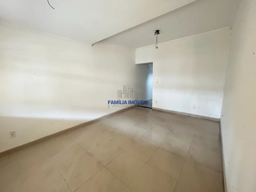 Foto 1 de Sobrado com 3 Quartos para venda ou aluguel, 123m² em Vila São Jorge, São Vicente