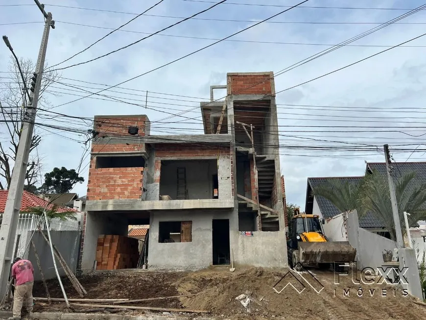 Foto 1 de Casa de Condomínio com 3 Quartos à venda, 166m² em Bacacheri, Curitiba