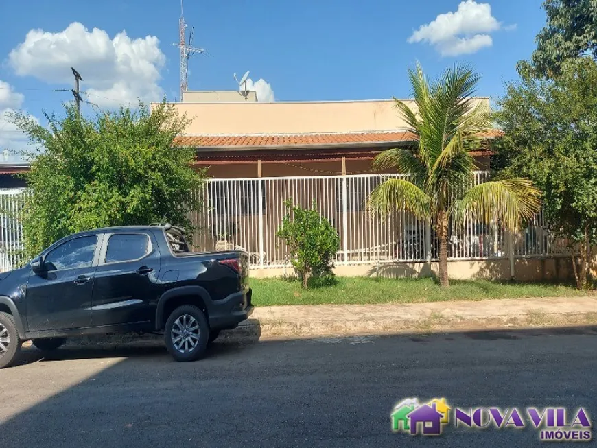 Foto 1 de Casa de Condomínio com 3 Quartos à venda, 478m² em Estância das Flores, Jaguariúna