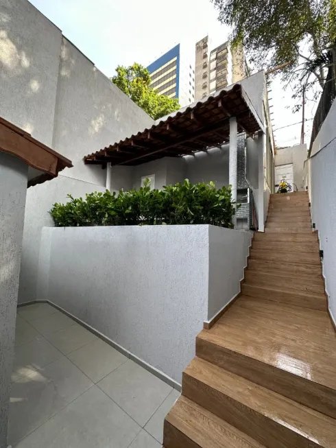 Foto 1 de Casa com 3 Quartos à venda, 241m² em Morro dos Ingleses, São Paulo