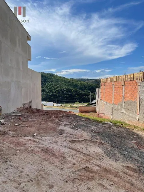 Foto 1 de Lote/Terreno à venda, 448m² em Salvaterra, Juiz de Fora