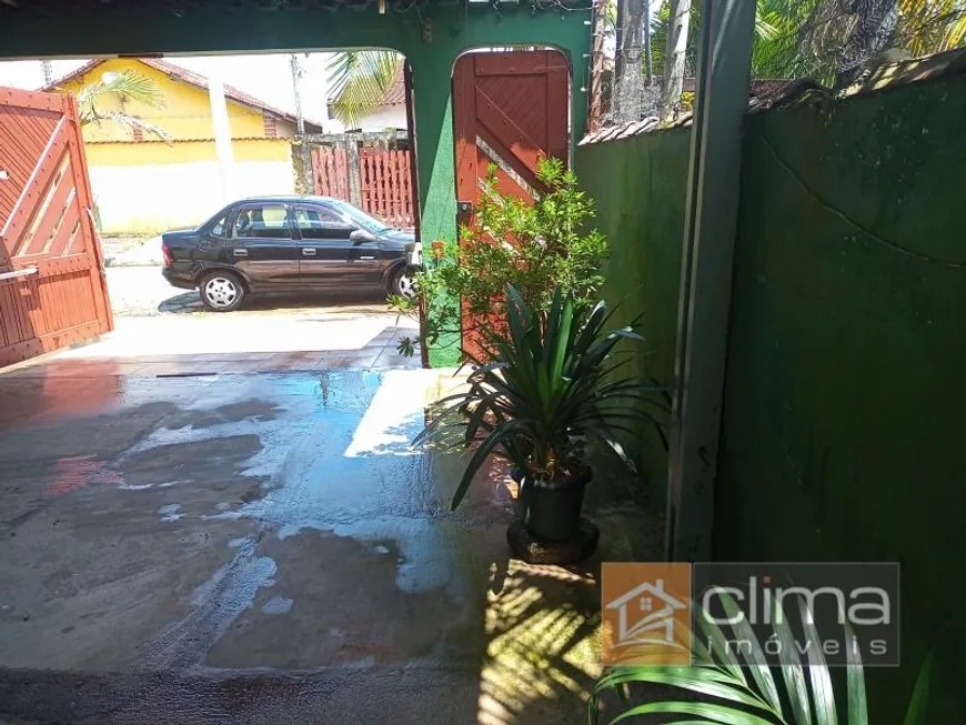 Foto 1 de Casa com 2 Quartos à venda, 80m² em Balneário Itaoca, Mongaguá