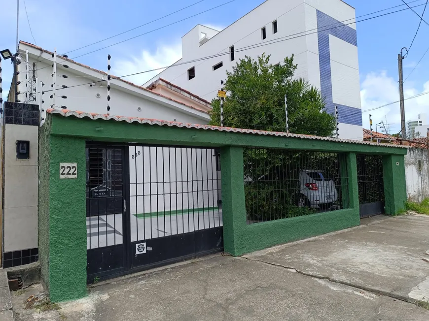 Foto 1 de Casa com 4 Quartos à venda, 590m² em Hipódromo, Recife