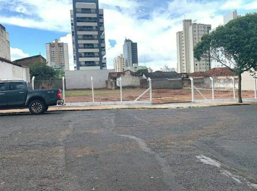 Foto 1 de à venda, 1480m² em Osvaldo Rezende, Uberlândia