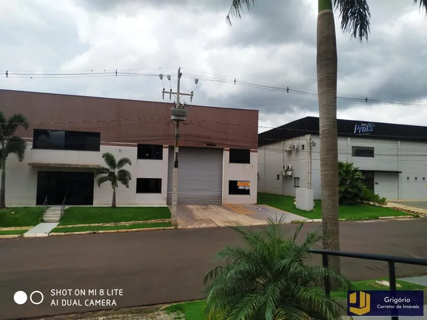 Foto 1 de Galpão/Depósito/Armazém à venda, 1000m² em Parque Industrial Bandeirantes, Maringá