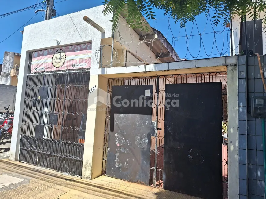 Foto 1 de Casa com 3 Quartos à venda, 162m² em Álvaro Weyne, Fortaleza