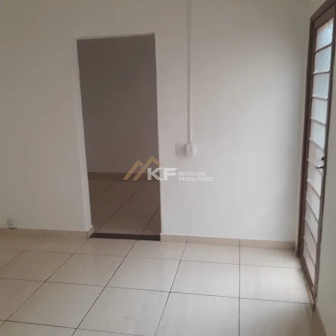 Foto 1 de Casa com 3 Quartos à venda, 140m² em Presidente Dutra, Ribeirão Preto