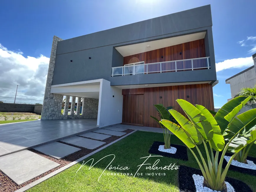Foto 1 de Casa de Condomínio com 5 Quartos à venda, 350m² em Ponta De Campina, Cabedelo