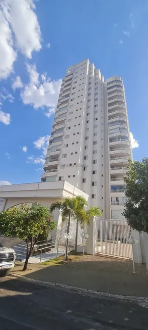 Foto 1 de Apartamento com 3 Quartos à venda, 107m² em Duque de Caxias, Cuiabá