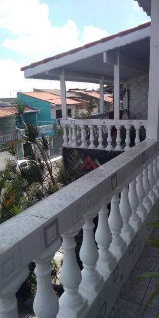 Foto 1 de Sobrado com 3 Quartos à venda, 357m² em Jardim Varan, Suzano