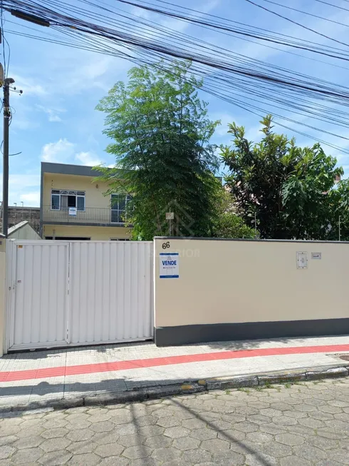 Foto 1 de Sobrado com 4 Quartos à venda, 220m² em São Vicente, Itajaí