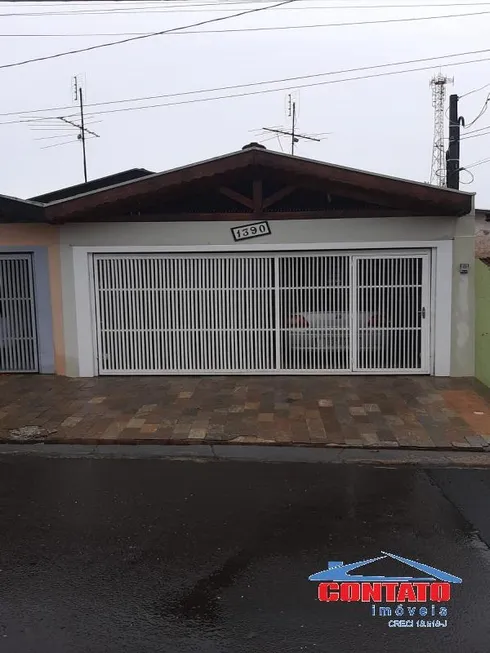 Foto 1 de Casa com 2 Quartos à venda, 109m² em Jardim Beatriz, São Carlos