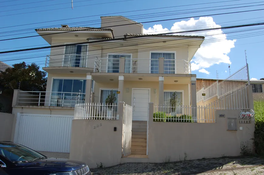 Foto 1 de Casa com 4 Quartos à venda, 315m² em Brusque, Lages