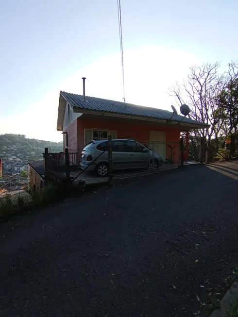 Foto 1 de Lote/Terreno à venda, 360m² em Piratini, Gramado