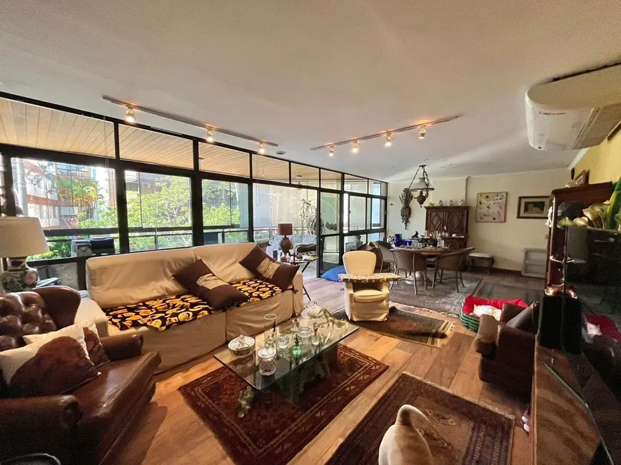 Foto 1 de Apartamento com 3 Quartos à venda, 174m² em Jardim Oceanico, Rio de Janeiro