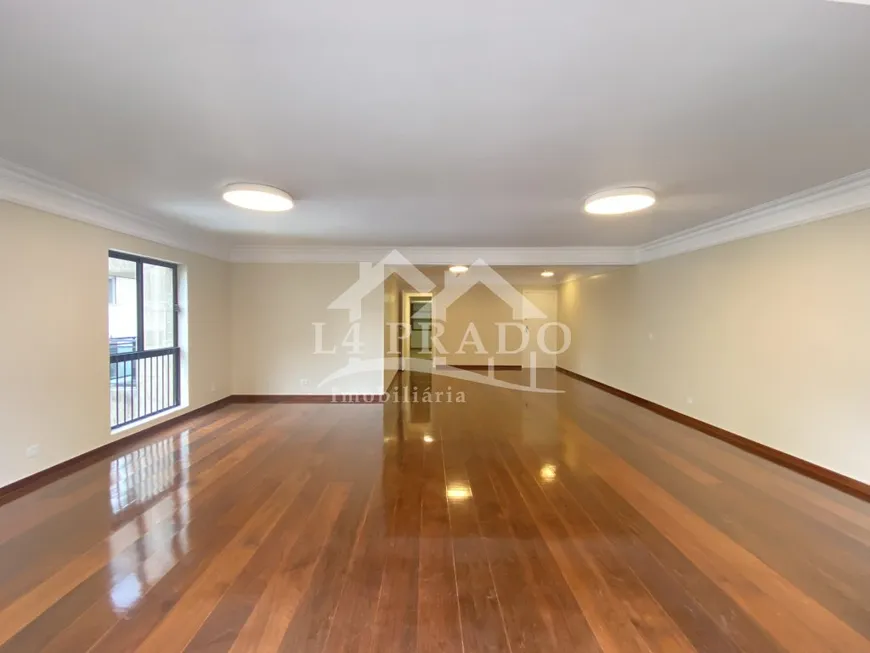 Foto 1 de Apartamento com 4 Quartos à venda, 250m² em Centro, Petrópolis
