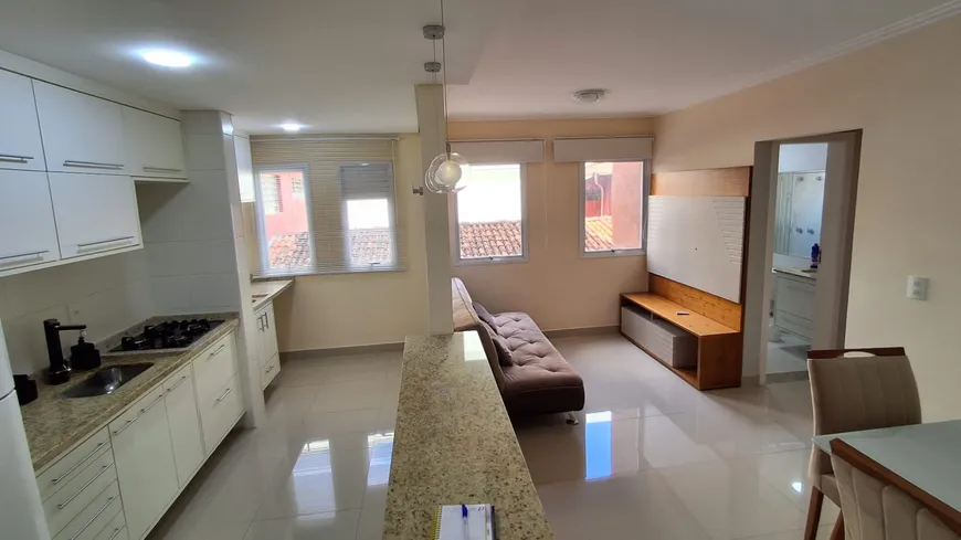 Foto 1 de Apartamento com 2 Quartos à venda, 54m² em Centro, Taubaté