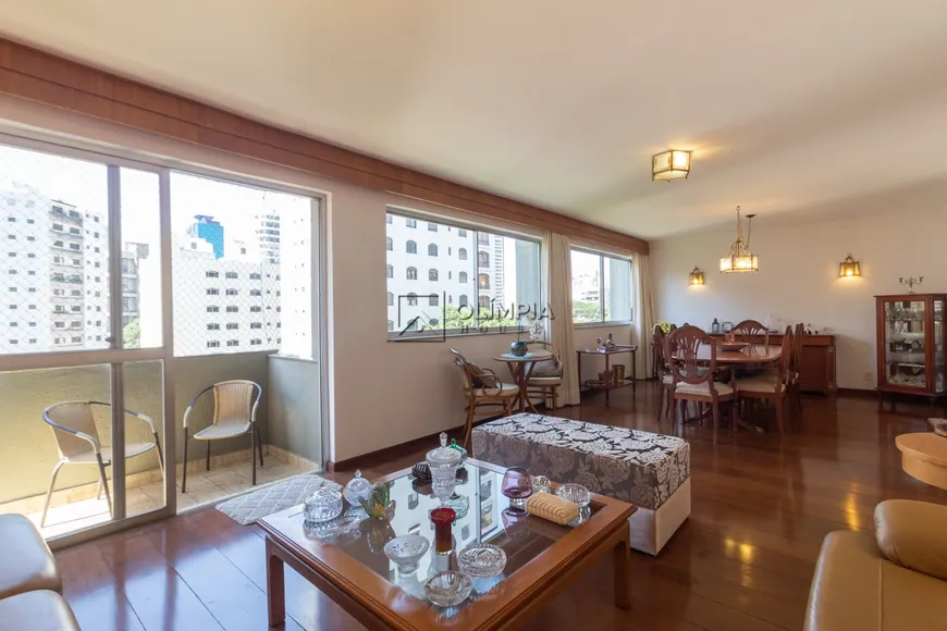 Foto 1 de Apartamento com 4 Quartos à venda, 172m² em Moema, São Paulo