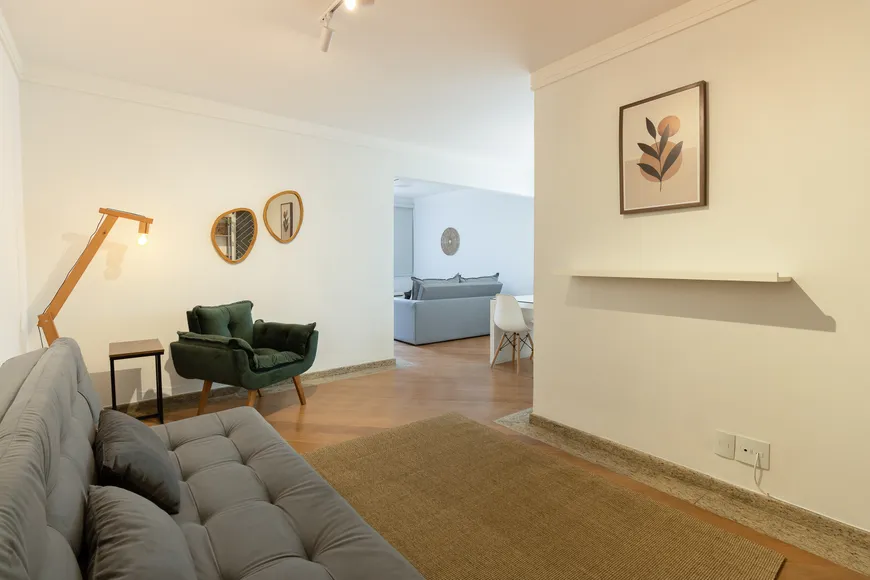 Foto 1 de Apartamento com 1 Quarto para alugar, 60m² em Vila Olímpia, São Paulo