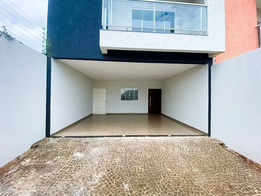 Foto 1 de Sobrado com 3 Quartos à venda, 178m² em Residencial Campos Eliseos, Rio Verde