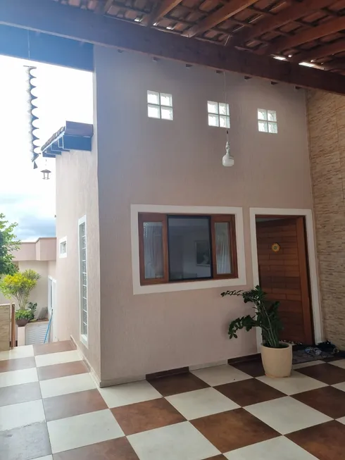 Foto 1 de Casa com 3 Quartos à venda, 143m² em Vila Horizonte, Mogi das Cruzes