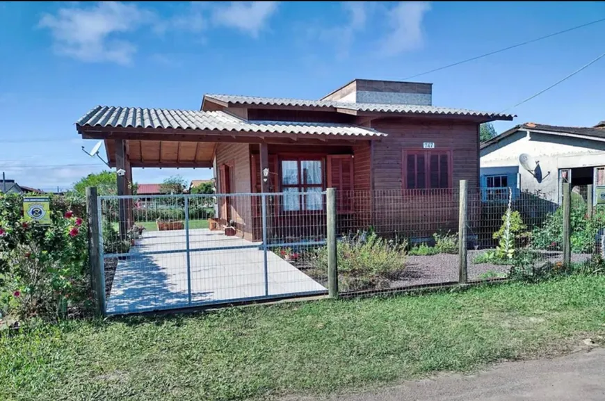 Foto 1 de Casa com 2 Quartos à venda, 70m² em Jardim Ultramar, Balneário Gaivota