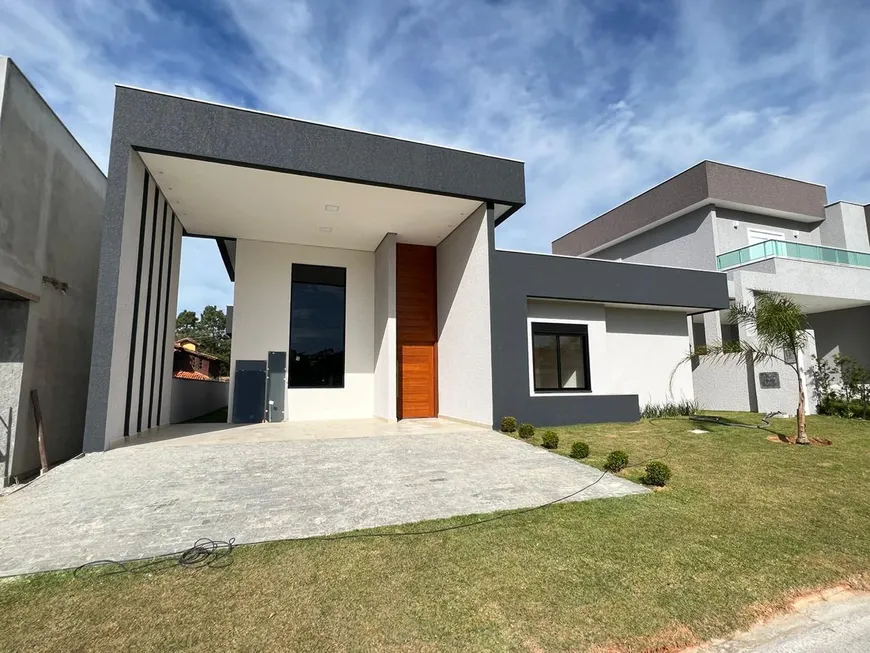 Foto 1 de Casa de Condomínio com 3 Quartos à venda, 240m² em São João do Rio Vermelho, Florianópolis