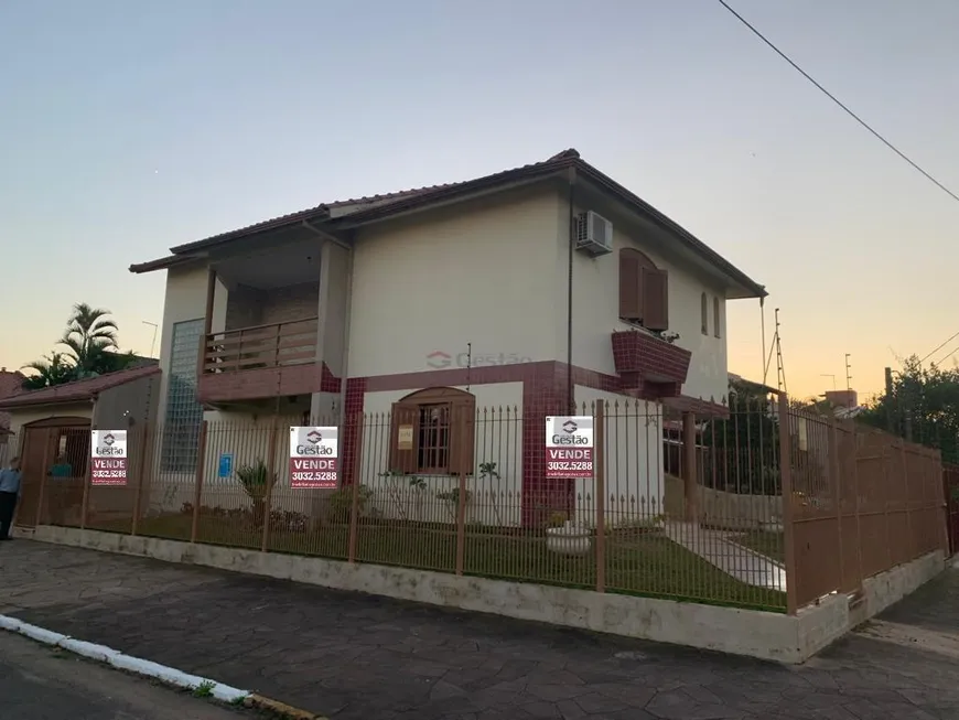 Foto 1 de Casa com 3 Quartos à venda, 360m² em Igara, Canoas