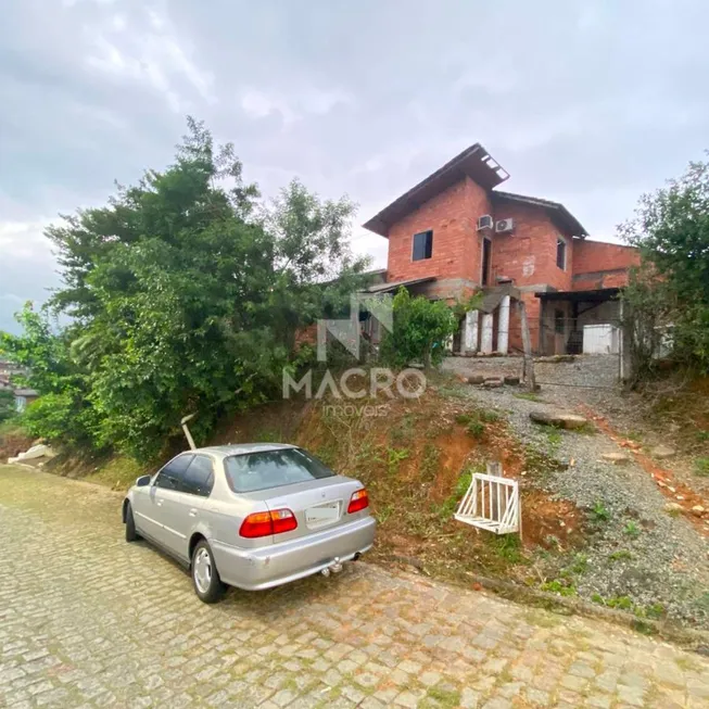 Foto 1 de Lote/Terreno à venda em Vila Lenzi, Jaraguá do Sul