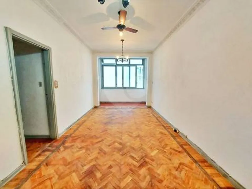 Foto 1 de Apartamento com 3 Quartos à venda, 124m² em Leme, Rio de Janeiro