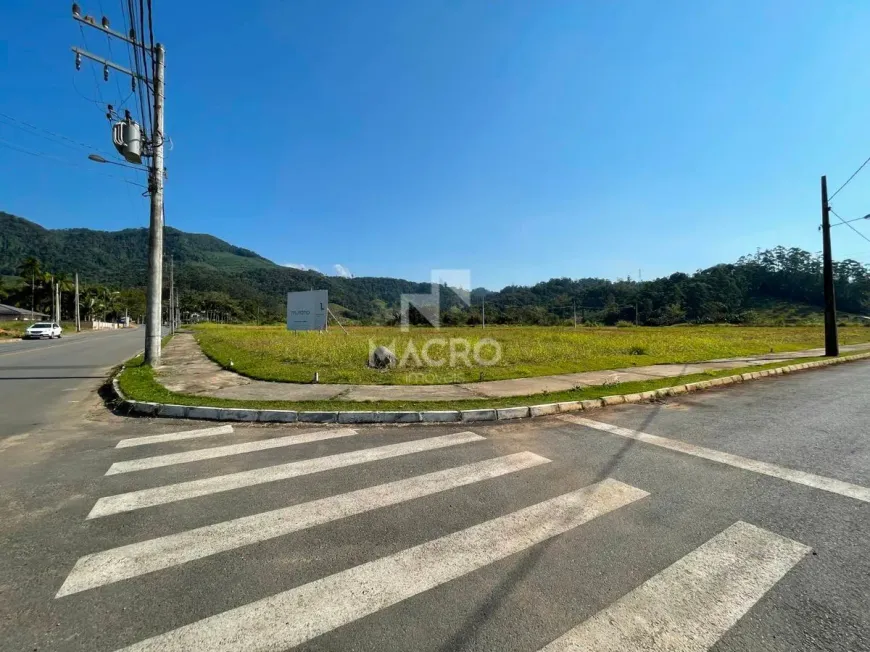 Foto 1 de Lote/Terreno à venda em Braço do Ribeirão Cavalo, Jaraguá do Sul