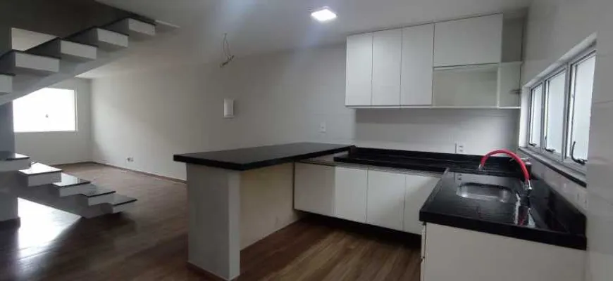 Foto 1 de Casa de Condomínio com 3 Quartos para alugar, 100m² em Camorim, Rio de Janeiro