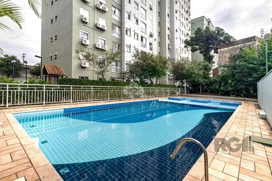 Foto 1 de Apartamento com 2 Quartos à venda, 47m² em Glória, Porto Alegre