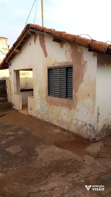 Foto 1 de Casa com 2 Quartos à venda, 45m² em Vila Militar, Uberaba