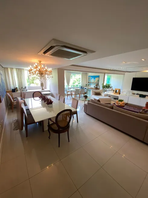 Foto 1 de Apartamento com 3 Quartos à venda, 200m² em Poço, Recife