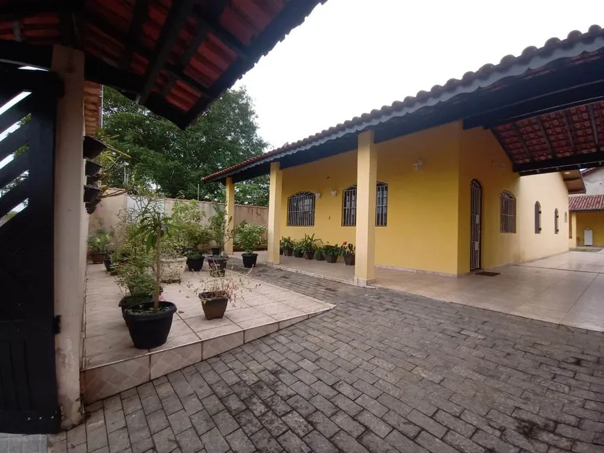 Foto 1 de Casa com 4 Quartos à venda, 185m² em Cibratel II, Itanhaém