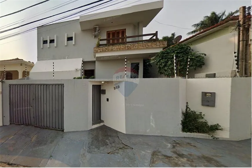 Foto 1 de Sobrado com 3 Quartos para alugar, 216m² em Vila Ramos, Presidente Prudente