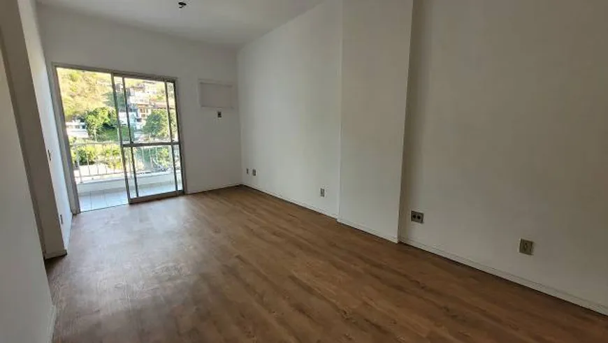 Foto 1 de Apartamento com 2 Quartos à venda, 70m² em Santa Rosa, Niterói