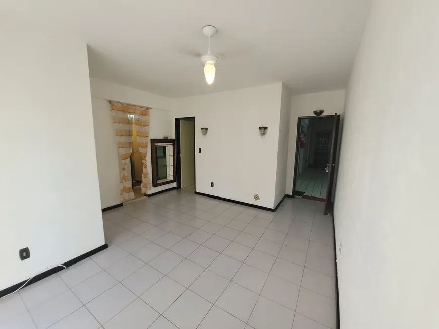 Foto 1 de Apartamento com 2 Quartos para alugar, 55m² em Jardim Placaford, Salvador