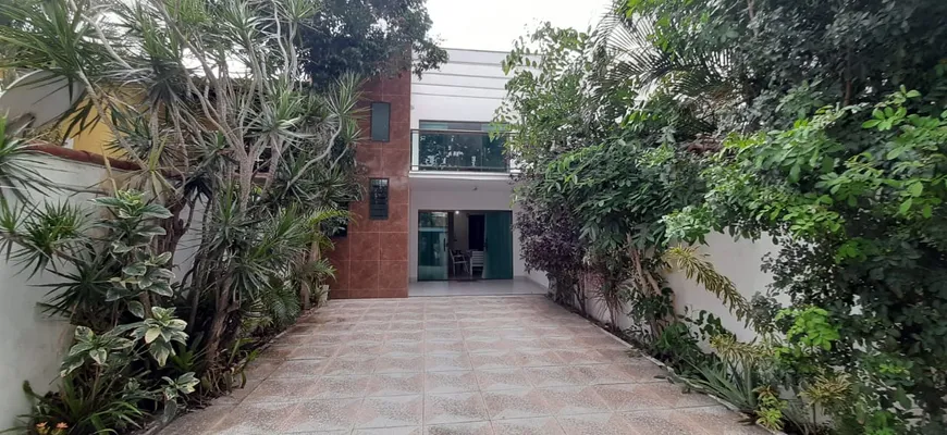 Foto 1 de Casa com 3 Quartos à venda, 170m² em Palmeiras, Cabo Frio