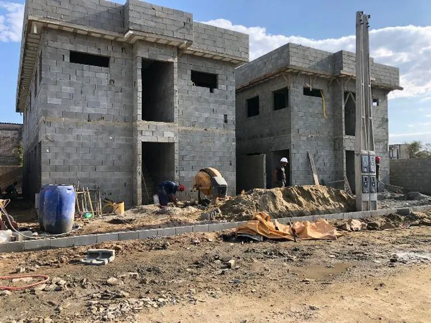 Foto 1 de Casa com 2 Quartos à venda, 67m² em Nova Itanhaém, Itanhaém