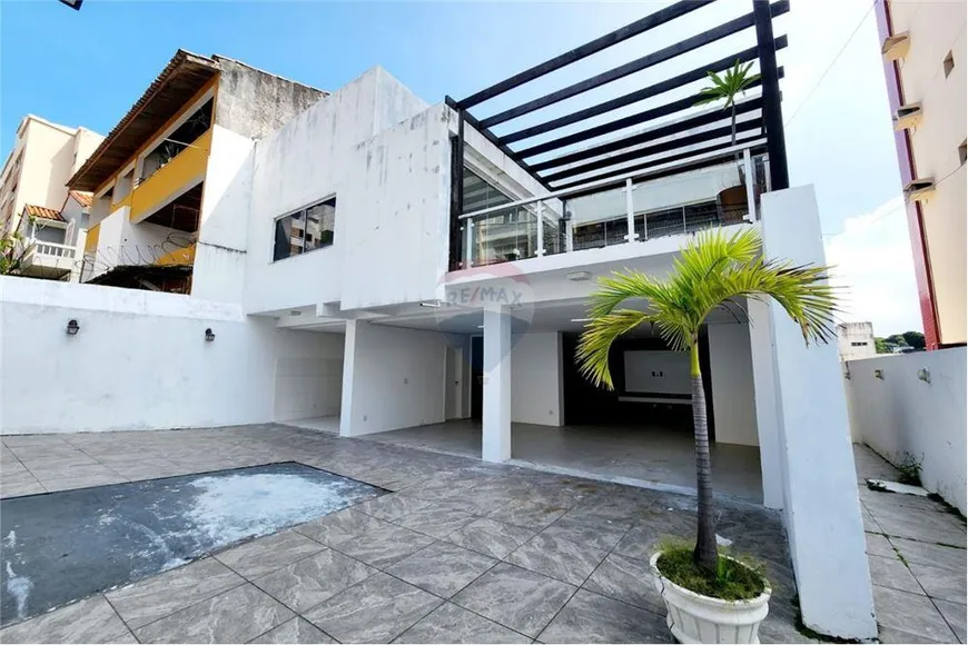 Foto 1 de Casa com 4 Quartos para alugar, 314m² em Graça, Salvador