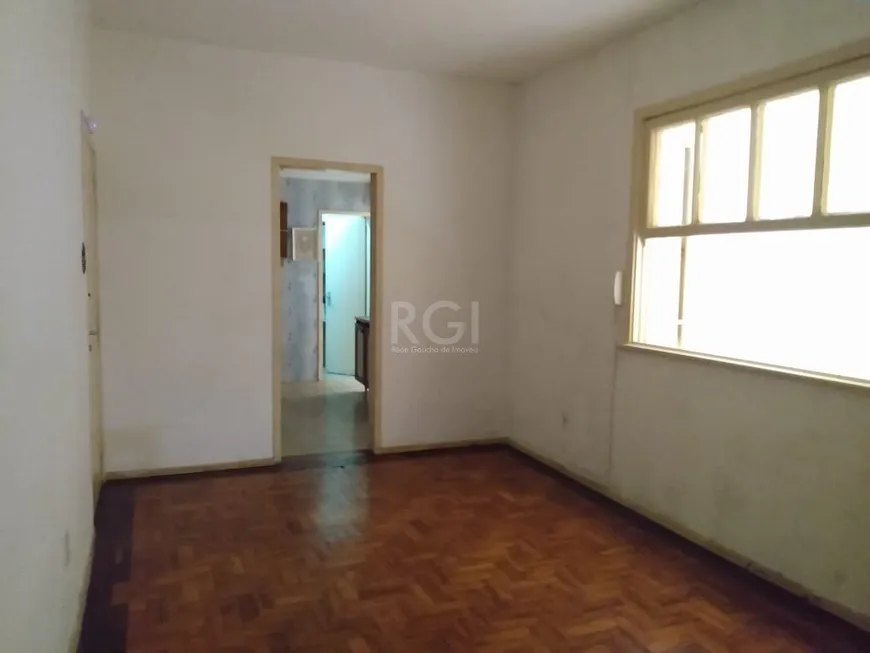 Foto 1 de Apartamento com 3 Quartos à venda, 89m² em Centro Histórico, Porto Alegre