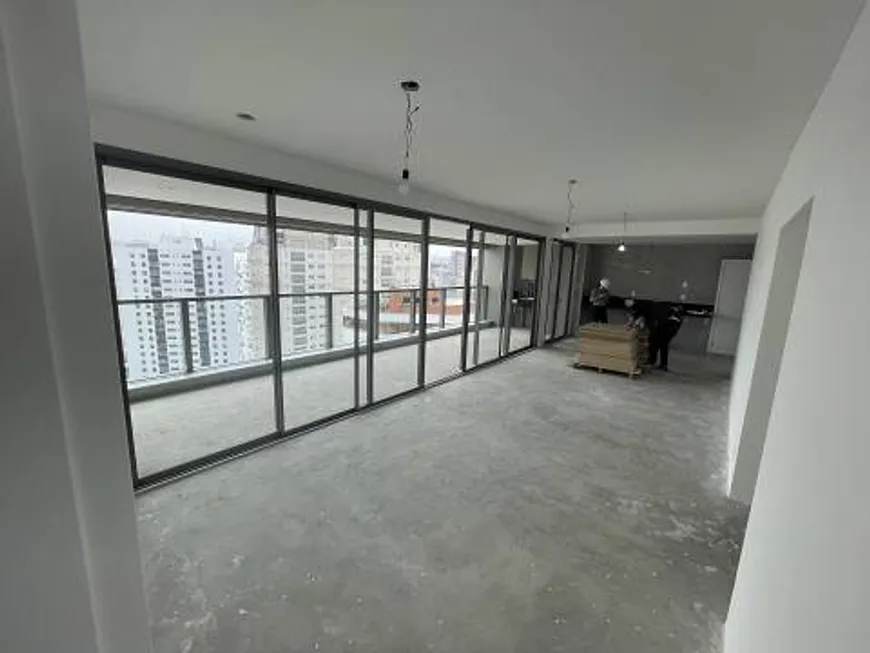 Foto 1 de Apartamento com 3 Quartos à venda, 156m² em Vila Nova Conceição, São Paulo