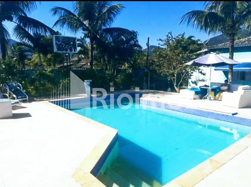 Foto 1 de Casa de Condomínio com 5 Quartos à venda, 950m² em Guaratiba, Rio de Janeiro