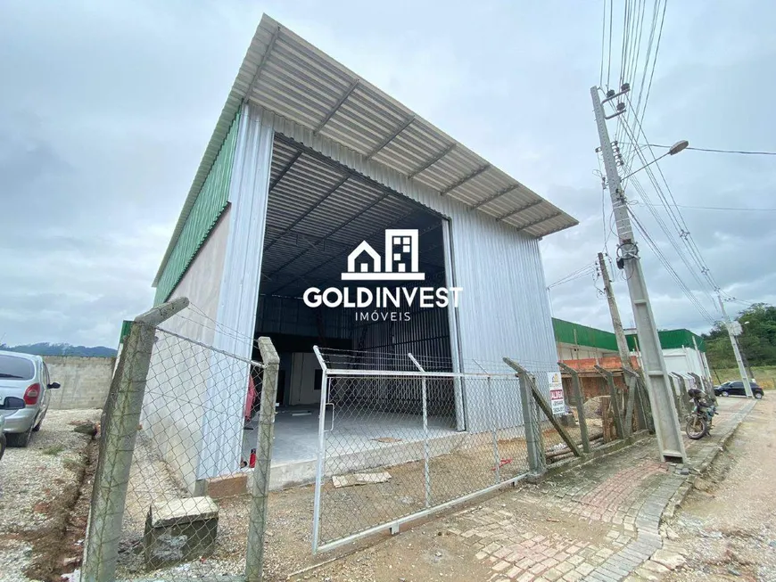 Foto 1 de Galpão/Depósito/Armazém para alugar, 200m² em , Guabiruba