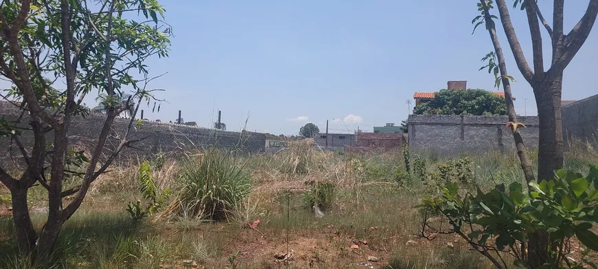 Foto 1 de Lote/Terreno à venda, 329m² em Condomínio das Esmeraldas, Goiânia