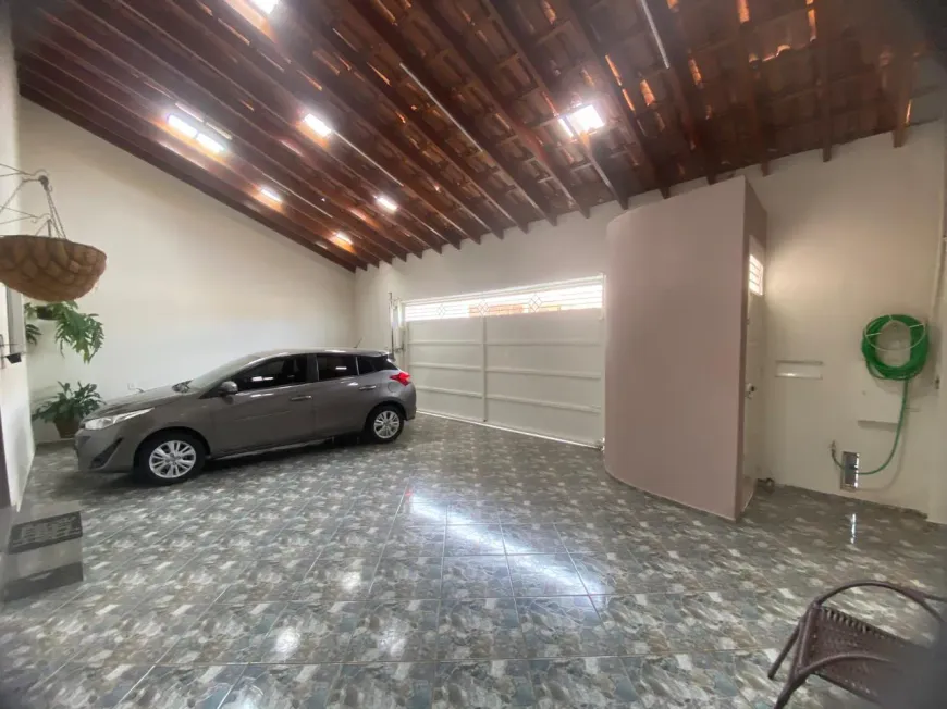 Foto 1 de Casa com 3 Quartos à venda, 217m² em Vila Totoli, Franca